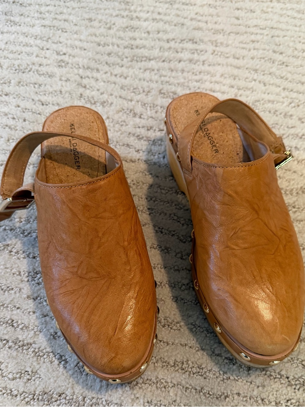Kelsey Dagger Women's Tan Studded Leather Slingback Clogs